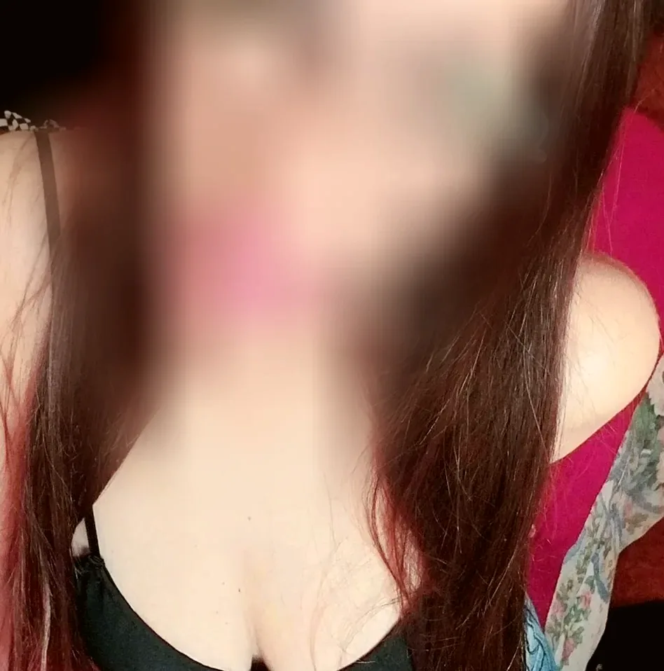 Lily, 37