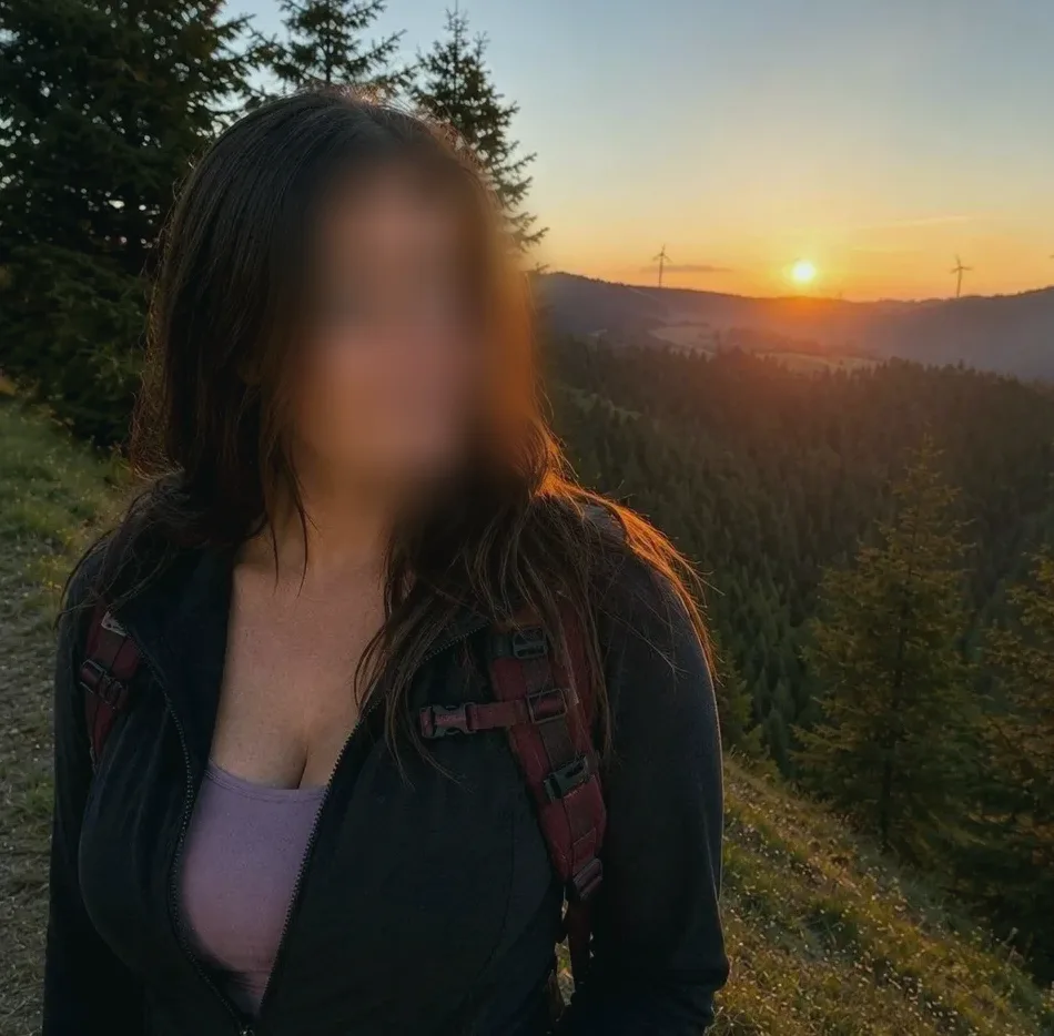 Salma, 26
